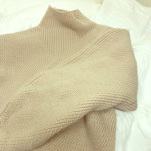 & Other Stories Sweaters - Turtleneck crop top